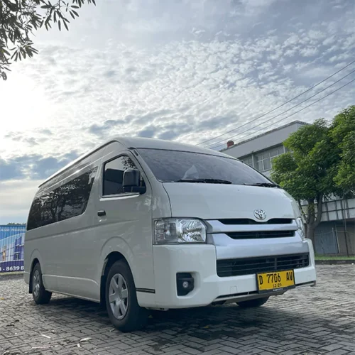 hiace-commuter-15-seat-5-68b7e8bea452c