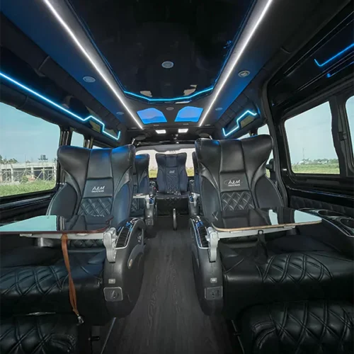 hiace-commuter-luxury-8-seat-5-68b7e9041d15a