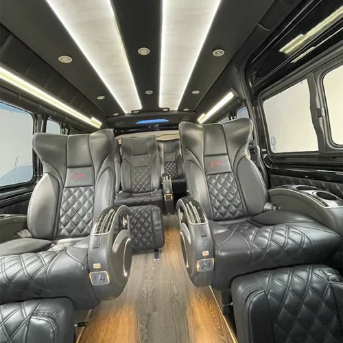 hiace-premio-luxury-10-seat-10-68b7e926428e3