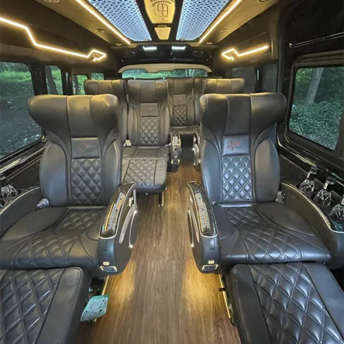 hiace-premio-luxury-10-seat-8-68b7e922327f8